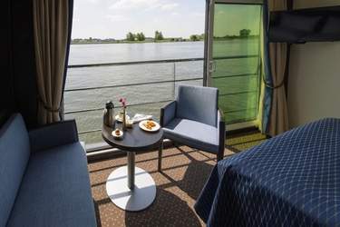 Avalon Waterways, Avalon Illumination Panorama Suite 1.jpg